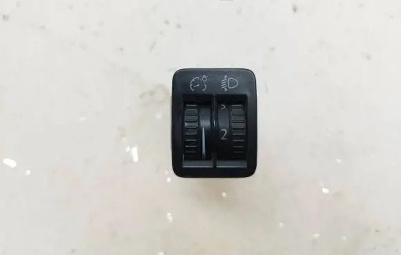 Volkswagen PASSAT CC Headlight level height control switch 3C8941333