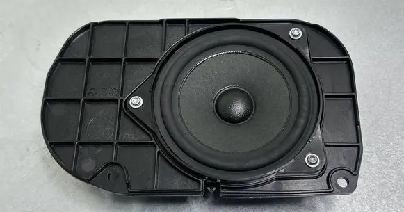 BMW 5 F10 F11 Parcel shelf speaker 9239183 497107
