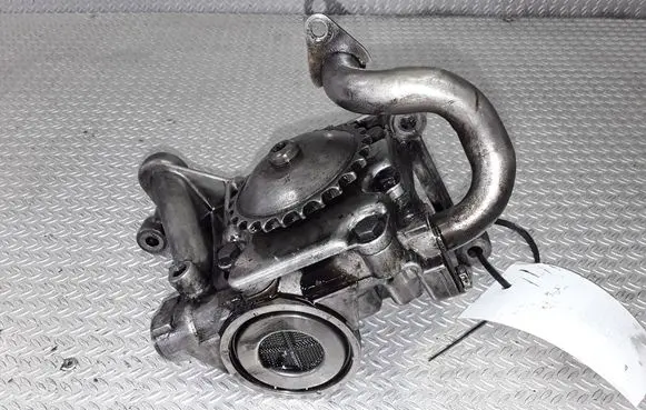 Renault Clio II Oil pump 059115105