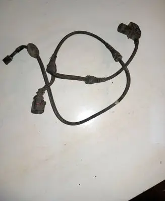 Audi A4 S4 B6 8E 8H ABS brake wheel speed sensor 0266006682