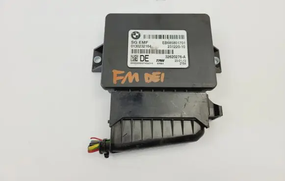 BMW 5 F10 F11 Hand brake control module 685801701