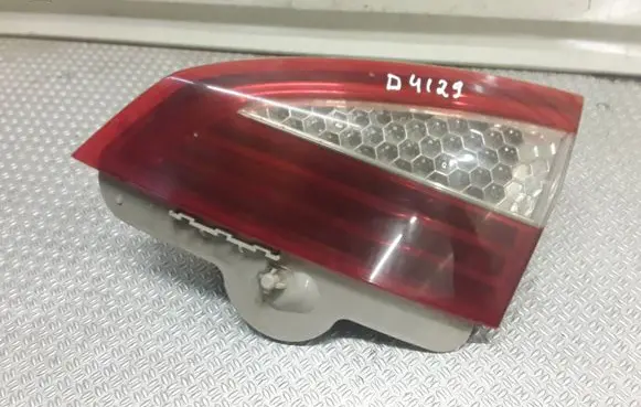 Ford Mondeo MK IV Tailgate rear/tail lights