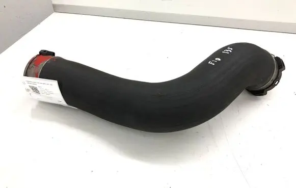 BMW 5 F10 F11 Intercooler hose/pipe 7810615