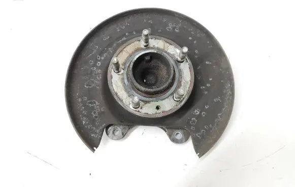 Opel Zafira C Rear wheel hub