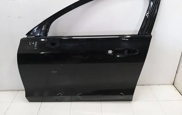 Volvo V40 Front door
