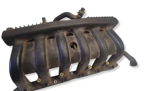 BMW 5 E39 Intake manifold 11611427618 2900301819