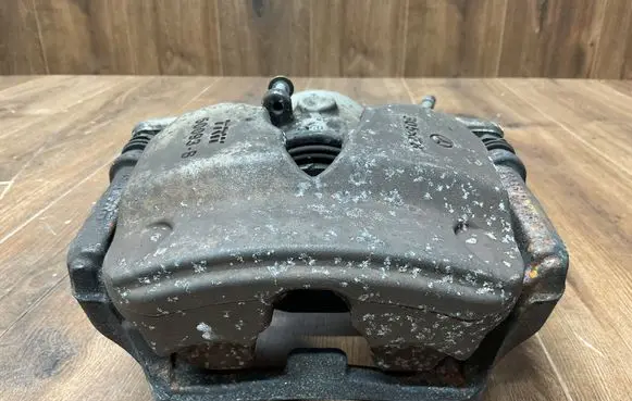 Mercedes-Benz E W213 Front brake caliper A2054210281 50093B
