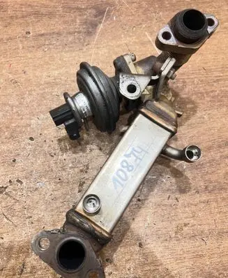 BMW 3 E90 E91 EGR valve cooler 7800653
