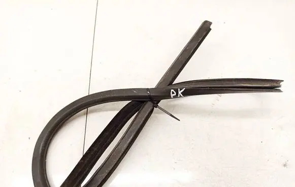Fiat Stilo Rubber seal front coupe door 