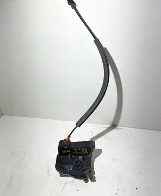 Opel Combo C Front door lock 24434882