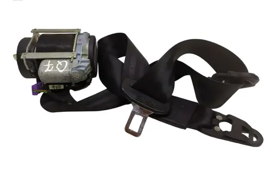 Audi Q7 4L Front seatbelt 4L1857705