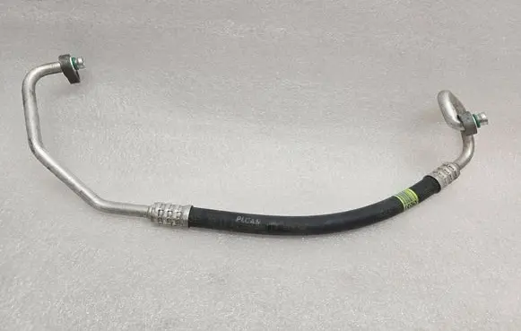 Air conditioning (A/C) pipe/hose