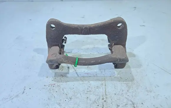Toyota Prius (XW20) Front Brake Caliper Pad/Carrier ADVICS