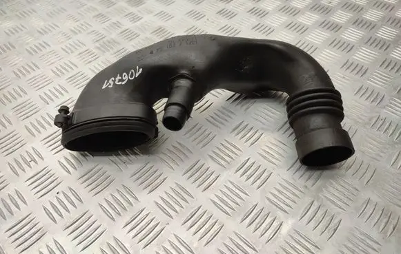 BMW 1 E81 E87 Intercooler hose/pipe 7791646