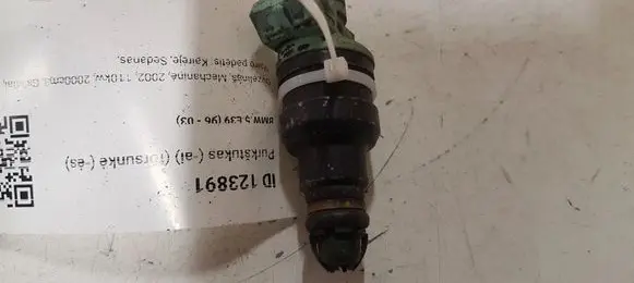 BMW 5 E39 Fuel injector 0280150415