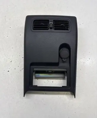 Rear air vent grill