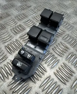 Toyota Auris E180 Electric window control switch 7423202E20