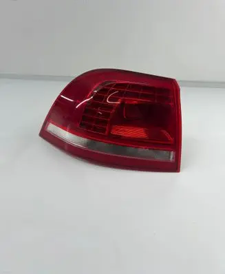 Volkswagen Touareg II Rear/tail lights 7p6945207