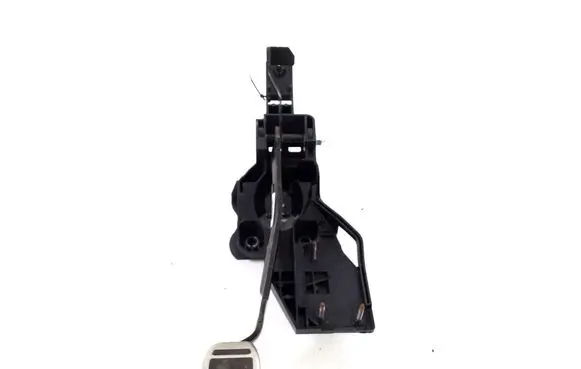 Peugeot 3008 II Brake pedal 9807994480
