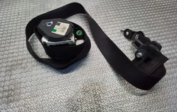 Mercedes-Benz Sprinter W906 Front seatbelt 601384300