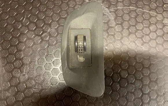 Peugeot 407 Seat heating switch 5174518