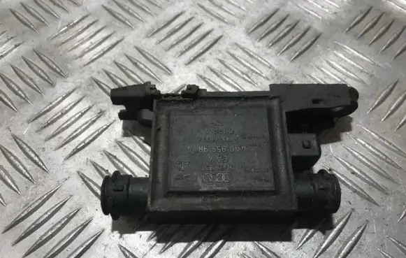 Audi A4 S4 B5 8D Door control unit/module 4a0959981a ea4