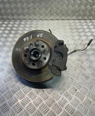 BMW 2 F46 Front wheel hub spindle knuckle 6876646