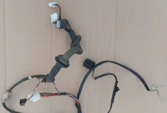Jaguar XJ X308 Rear door wiring loom