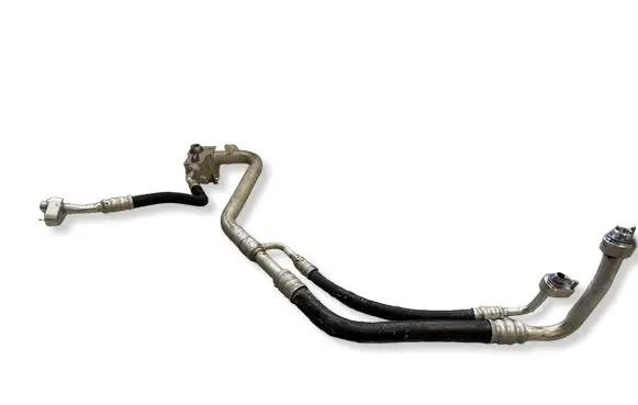 BMW i5 G60 Air conditioning (A/C) pipe/hose YE987210501 07MT00D90
