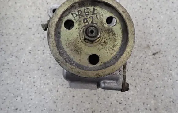 Honda Prelude Power steering pump 