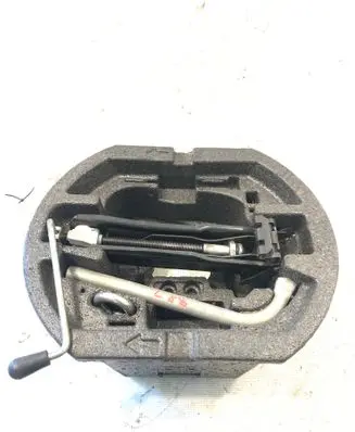 Skoda Roomster (5J) Tool set 
