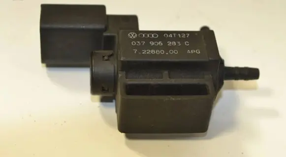 Audi A8 S8 D3 4E Turbo solenoid valve 037906283C 72288000 04T127