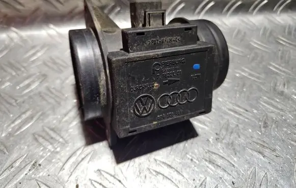 Volkswagen Golf III Mass air flow meter 074906461