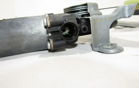 Renault Twingo II Front door electric window regulator 119358arm