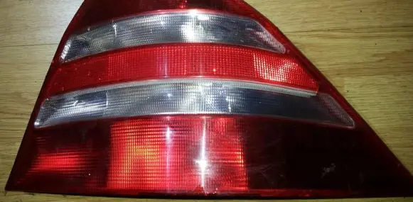 Mercedes-Benz S W220 Rear/tail lights