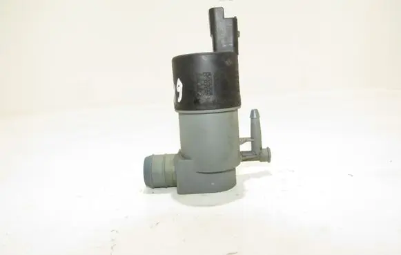 Nissan Navara D40 Windscreen/windshield washer pump 9641553880