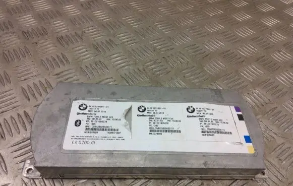 BMW 1 E82 E88 Bluetooth control unit module 9231091