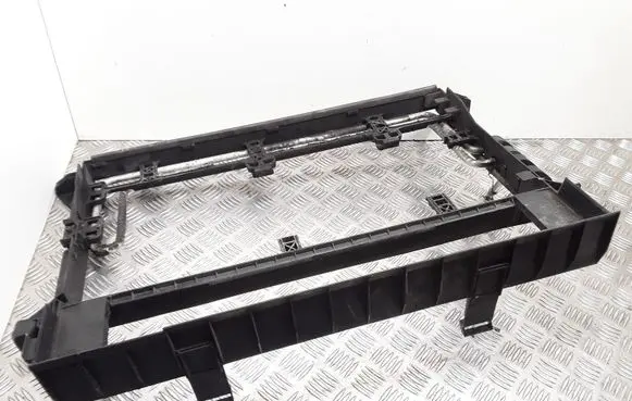 BMW 5 E39 Radiator support slam panel