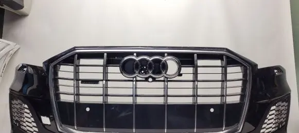 Audi Q7 4M Front bumper