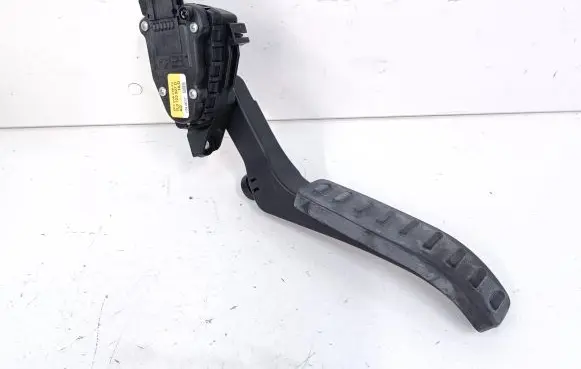 Porsche Cayenne (92A) Accelerator throttle pedal 7L0723507D