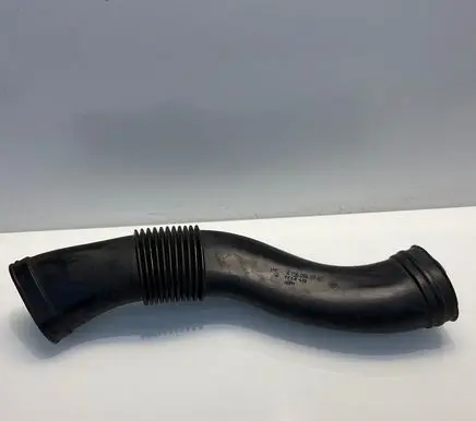 Mercedes-Benz ML AMG W164 Air intake duct part A1560940782 1560940782