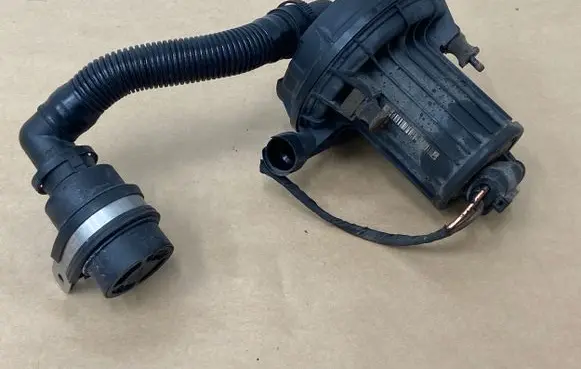 Bentley Continental Secondary air pump 3W0131083B 72844507