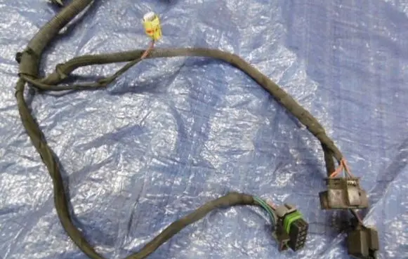 Mercedes-Benz R W251 EUR ISO radio connector 