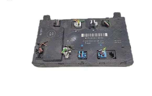 Mercedes-Benz C W203 Door control unit/module 2098202026