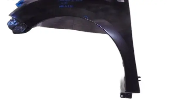 Dacia Sandero II Fender 631015695R