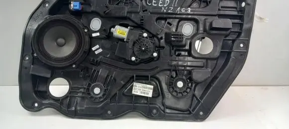 KIA Pro Cee'd II Front window lifting mechanism without motor