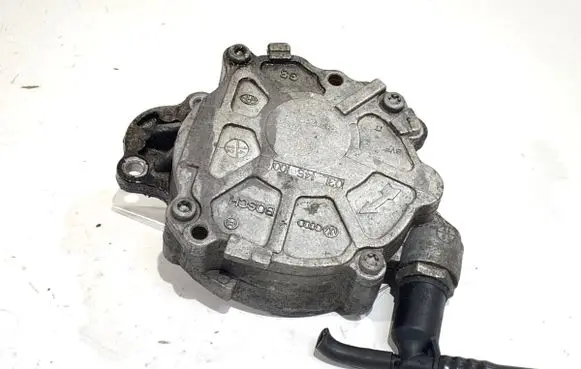 Seat Alhambra (Mk2) Vacuum pump 03L145100F