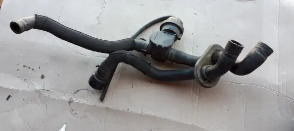 Audi A4 S4 B8 8K Engine coolant pipe/hose 8K1819350AQ