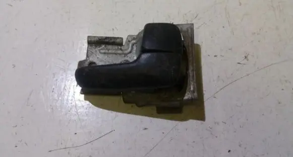 Mazda 626 Rear door interior handle mdh20i