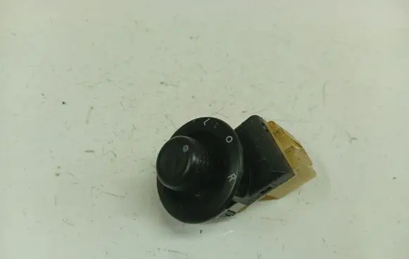 Dodge Avenger Wing mirror switch 56040694AD